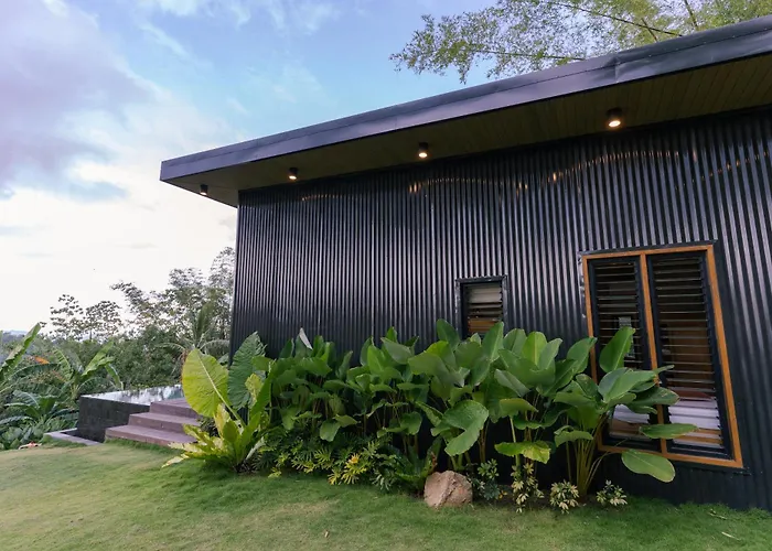 Exclusive Bali-inspired With Private Pool In Cebu